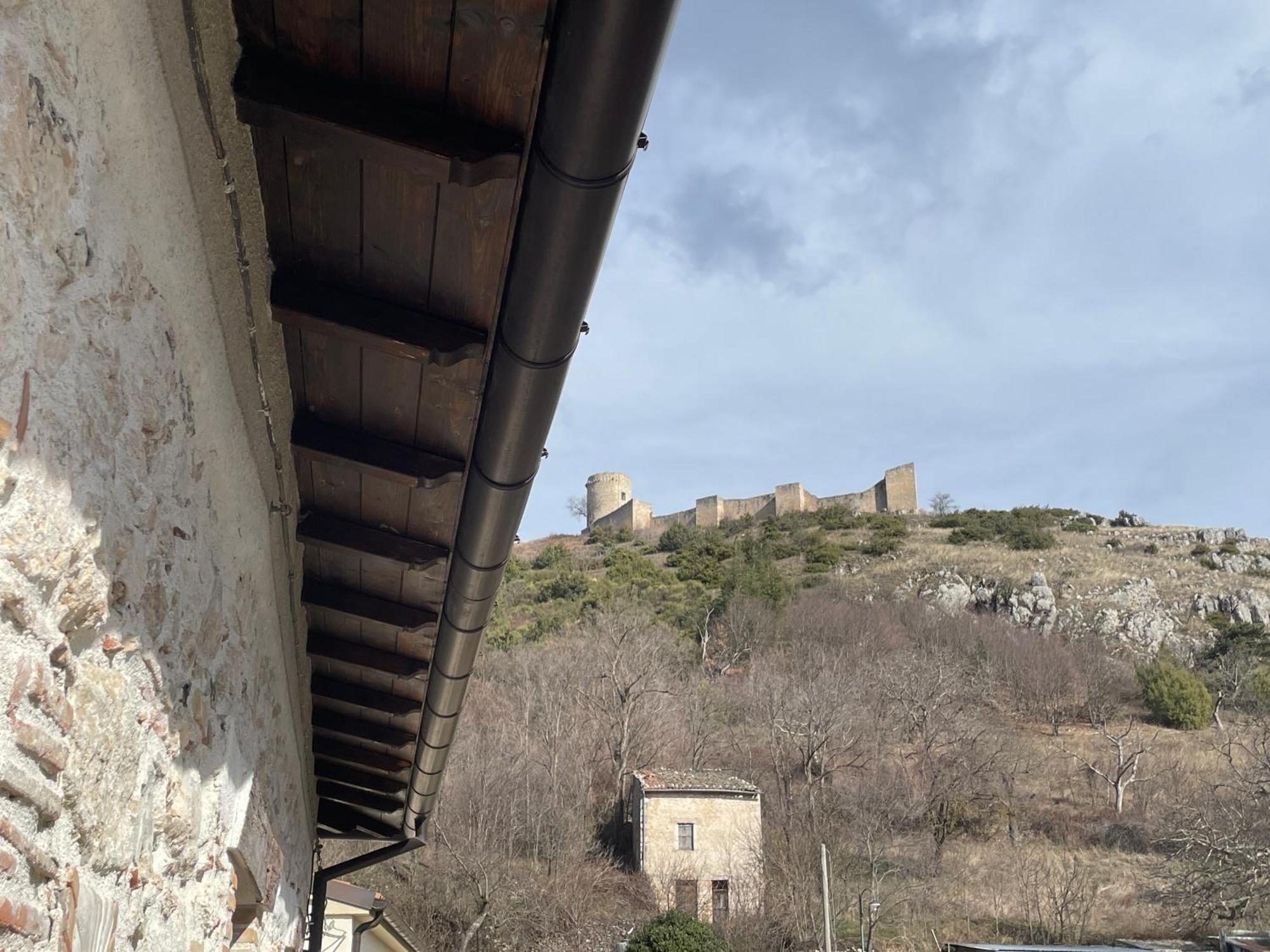 Sognando Bominaco - Dimora San Pellegrino Hotel Екстериор снимка